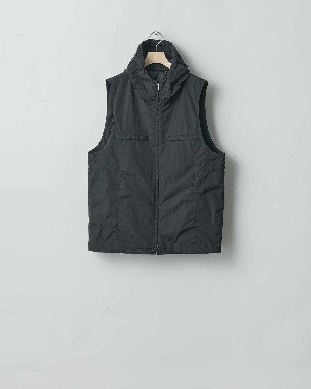 【stein】ssstein シュタインのNYLON TAFTA HOODED VESTのBLACK　 公式通販サイトsession福岡セレクトショップ