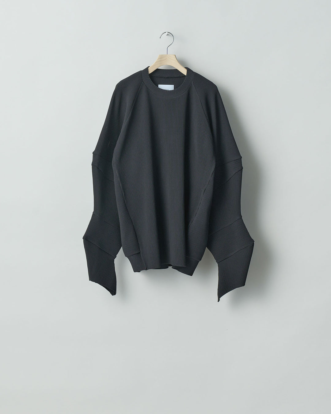 【stein】ssstein シュタインのGRADATION PLEATS COMBINATION SLEEVES LSのBLACK　 公式通販サイトsession福岡セレクトショップ