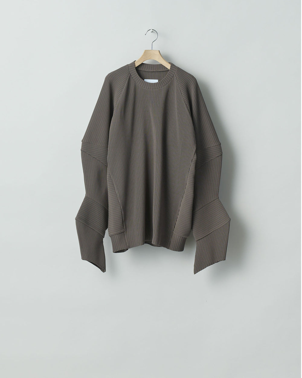 【stein】ssstein シュタインのGRADATION PLEATS COMBINATION SLEEVES LS - D.GREIGE 公式通販サイトsession福岡セレクトショップ
