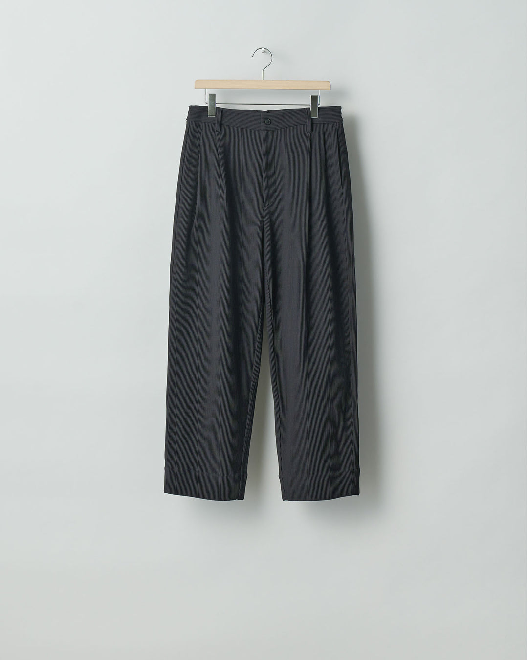 【stein】ssstein シュタインのGRADATION PLEATS WIDE TROUSERSのBLACK　 公式通販サイトsession福岡セレクトショップ