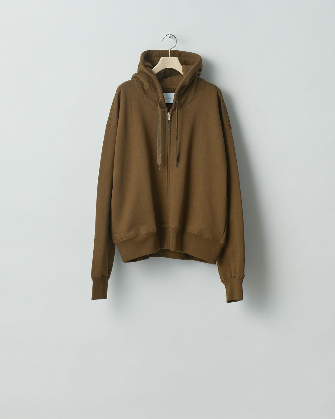 stein(シュタイン)の24SSコレクションUNTWISTED YARN SWEAT ZIP UP HOODYのKHAKI BROWN