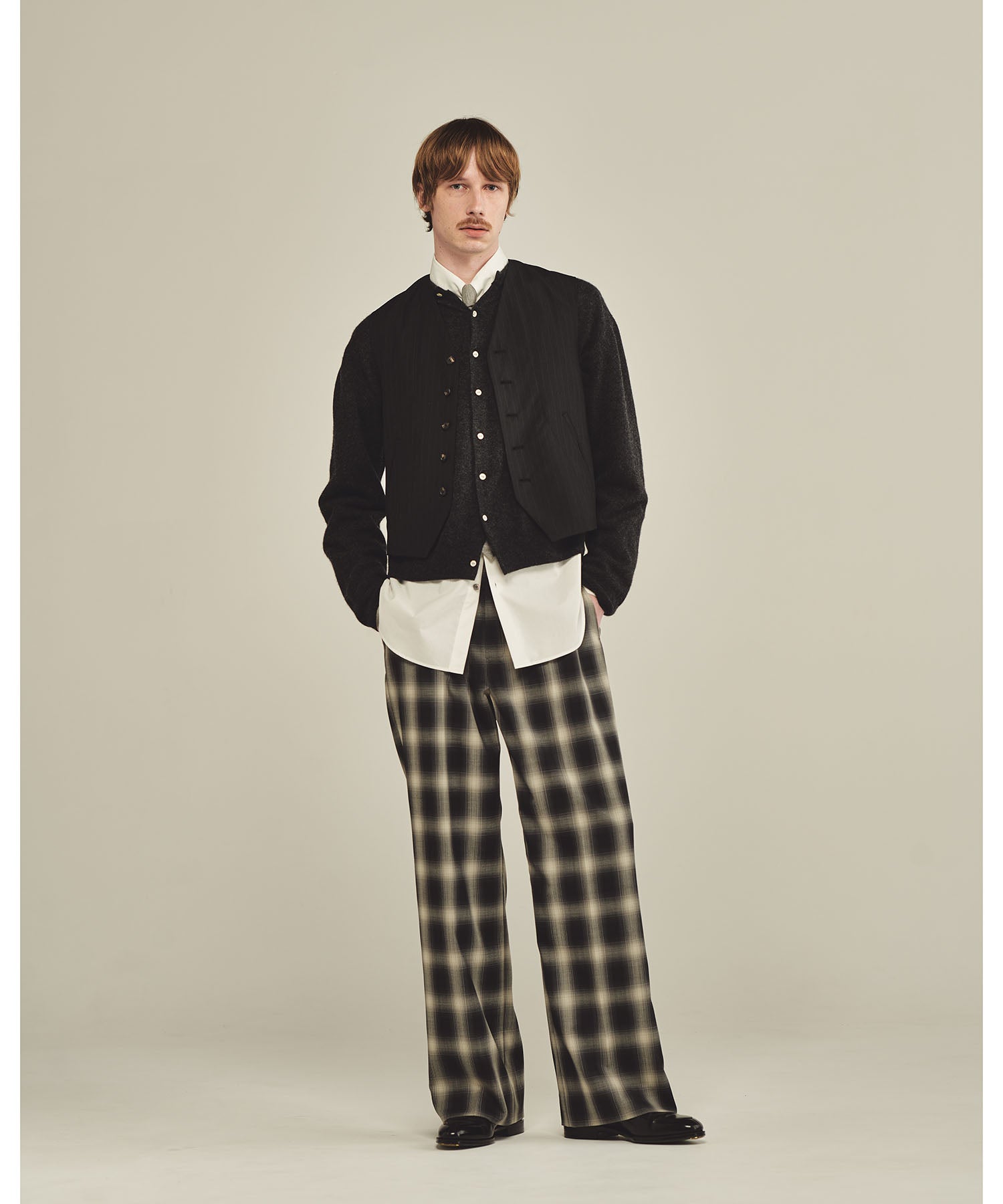 SUBLATIONS(サブレーションズ)の26AWコレクションのLOOK007