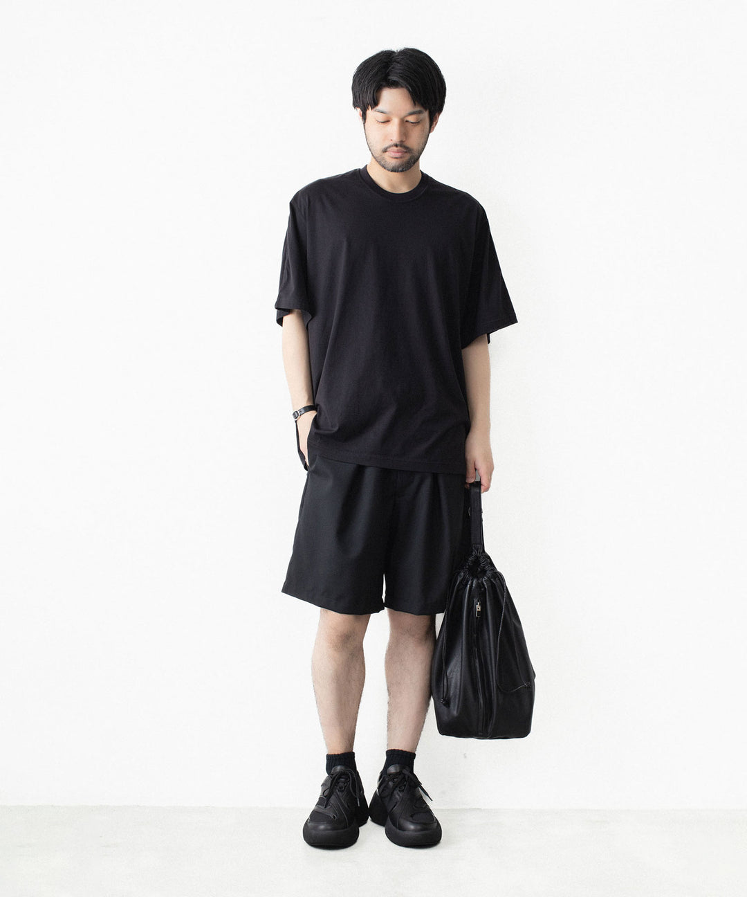 VEIN ヴェインの3/60 HIGH TWIST WOOL TRO EASY SHORTS - BLACKの公式通販サイトsession福岡セレクトショップ
