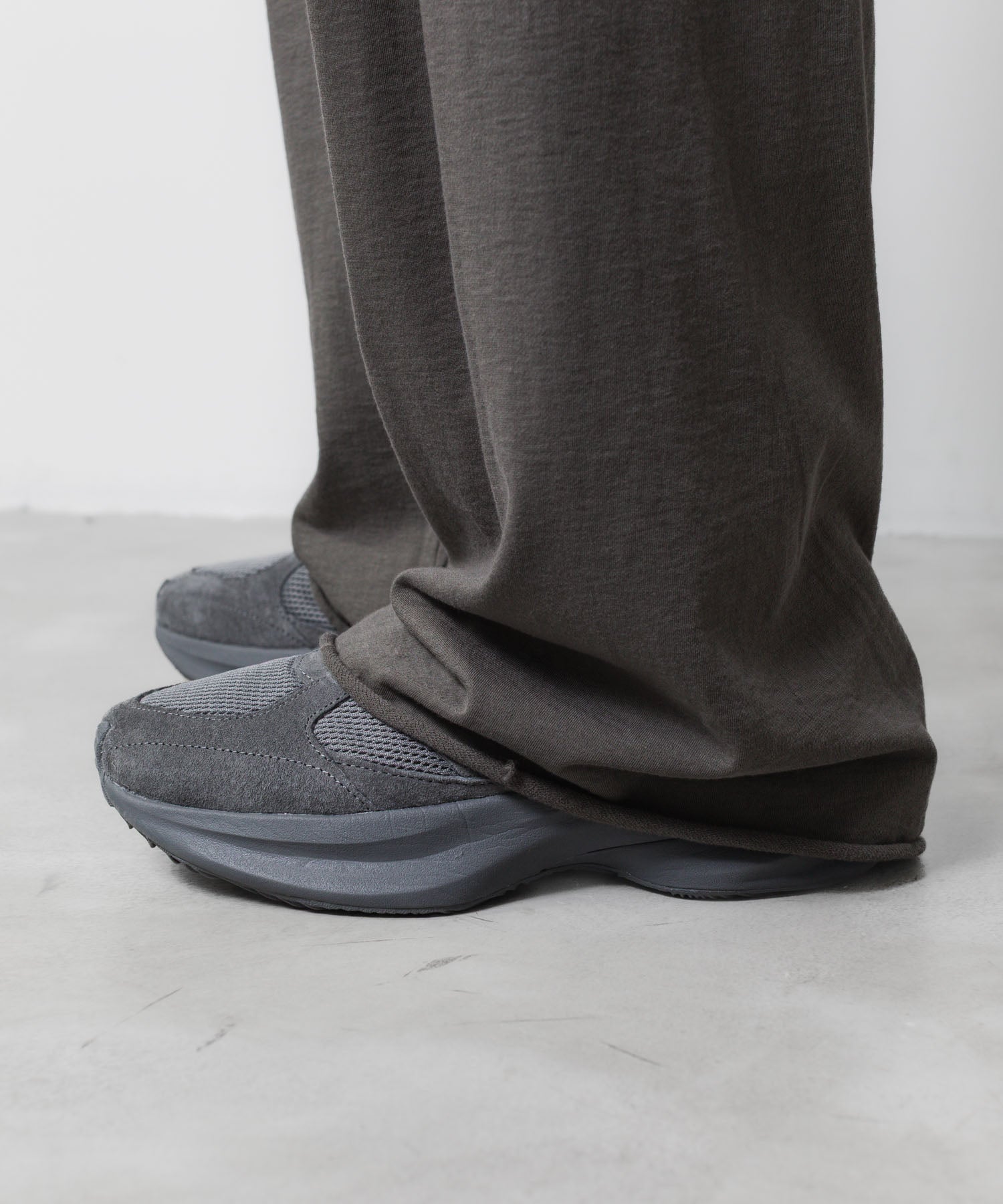 VEIN ヴェインのFINE TERRY EASY WIDE TROUSERS - GRAYの公式通販サイトsession福岡セレクトショップ