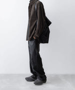 画像をギャラリービューアに読み込む, VEIN ヴェインのSYNTHETIC LEATHER 1TUCK TROUSERS - BLACKの公式通販サイトsession福岡セレクトショップ
