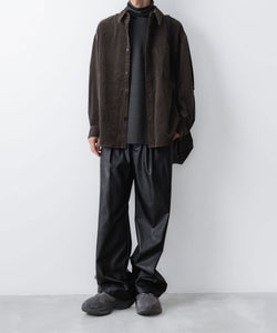 パンツ VEIN / SYNTHETIC LEATHER 1TUCK TROUSERS VEIN 】SYNTHETIC LEATHER 1TUCK TROUSERS - BLACK | 公式通販サイト