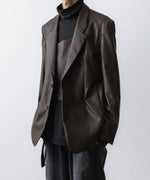 画像をギャラリービューアに読み込む, VEIN ヴェインのSYNTHETIC LEATHER 2B JKT - BROWNの公式通販サイトsession福岡セレクトショップ
