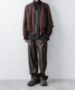 画像をギャラリービューアに読み込む, VEIN ヴェインのSYNTHETIC LEATHER 1TUCK TROUSERS - BROWNの公式通販サイトsession福岡セレクトショップ
