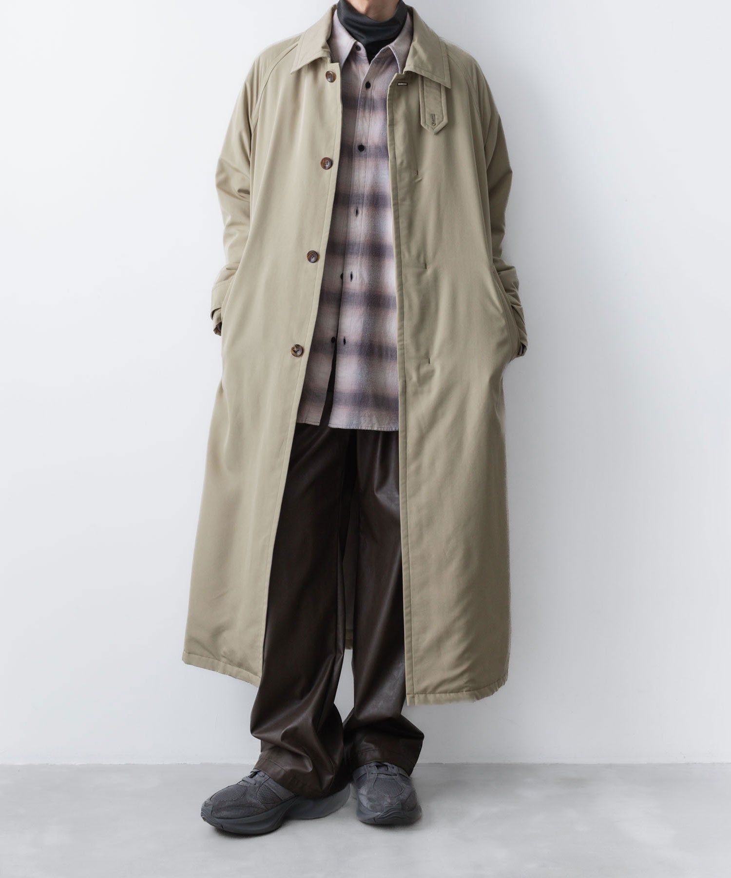 VEIN ヴェインのSYNTHETIC LEATHER 1TUCK TROUSERS - BROWNの公式通販サイトsession福岡セレクトショップ