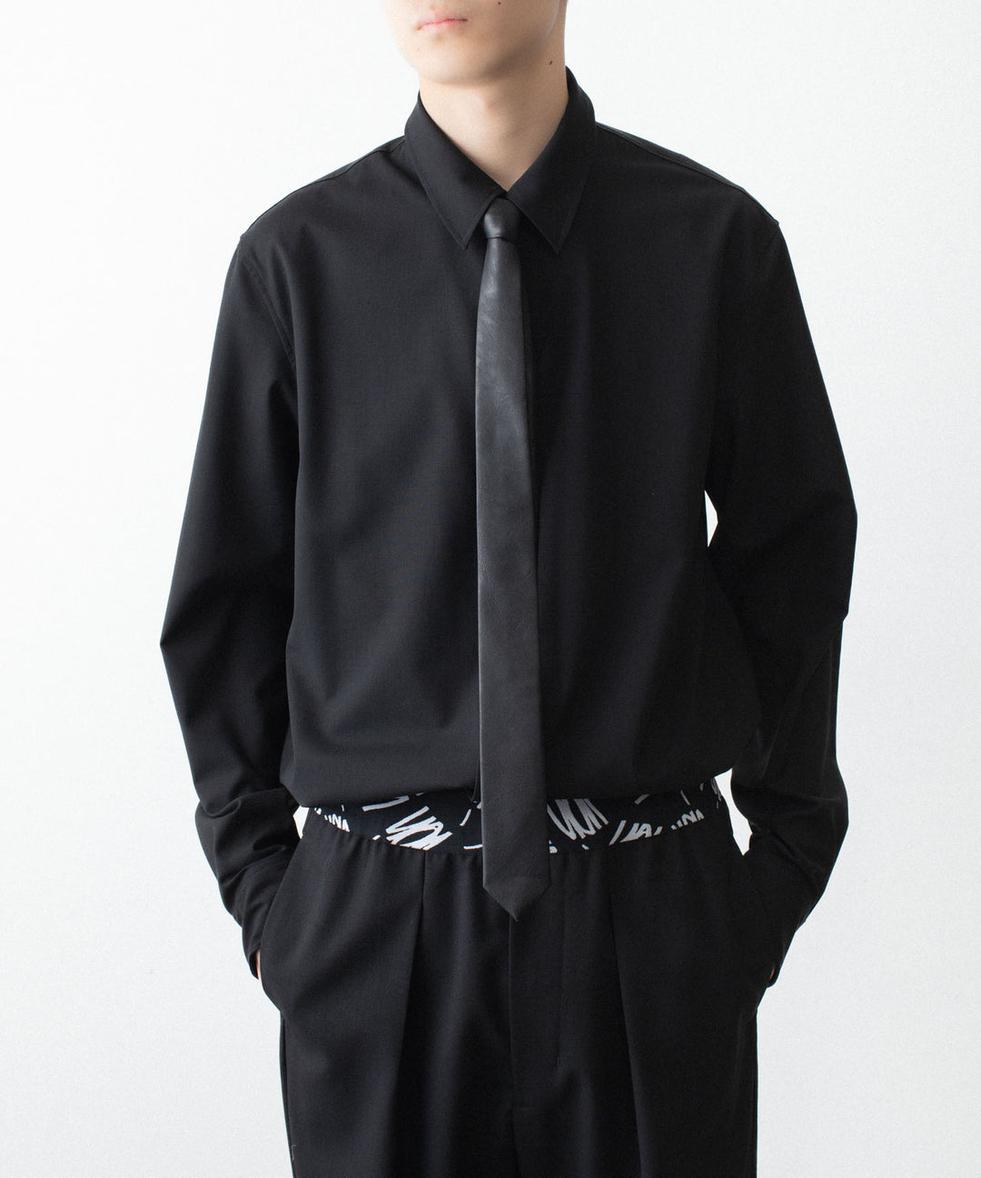 VEIN ヴェインのSYNTHETIC LEATHER NARROW TIE - BLACKの公式通販サイトsession福岡セレクトショップ