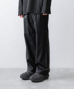 画像をギャラリービューアに読み込む, VEIN ヴェインのSYNTHETIC LEATHER 1TUCK TROUSERS - BLACKの公式通販サイトsession福岡セレクトショップ
