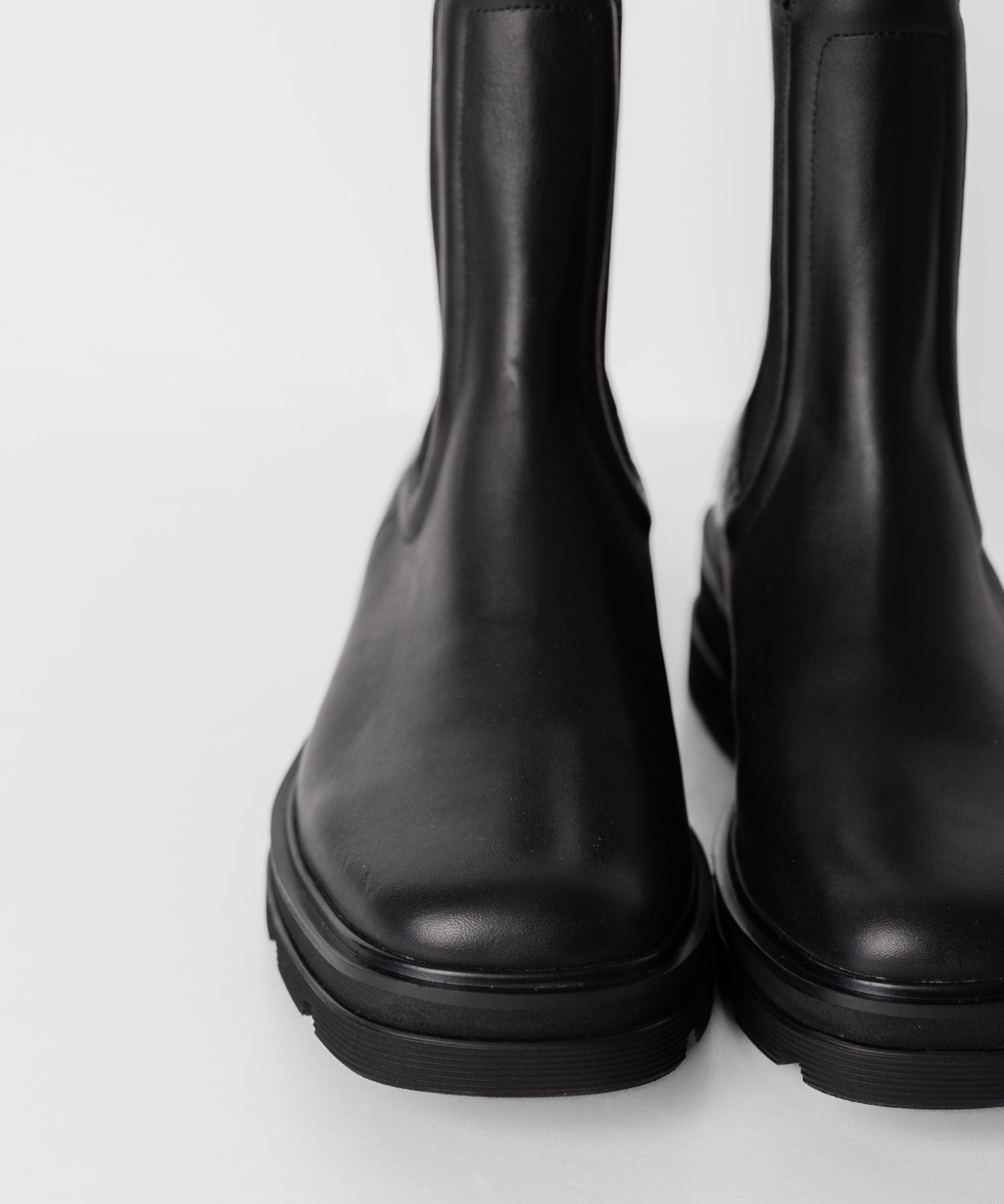 VEIN ヴェインのCOW LEATHER MASTROTTO CHELSEA BOOTS - BLACKの公式通販サイトsession福岡セレクトショップ