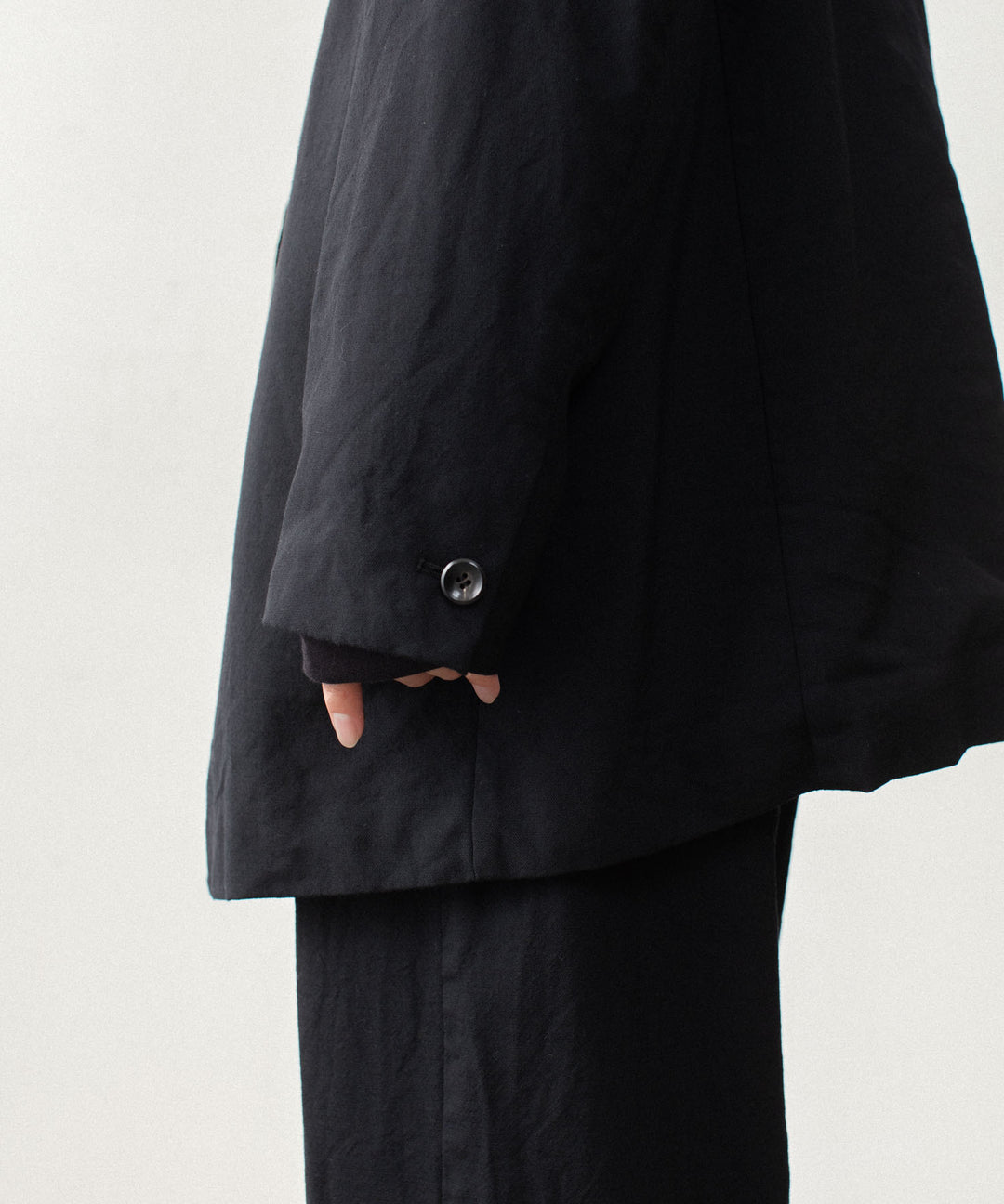 【 VEIN 】SHRINK WO CLOTH OVER JACKET - BLACK