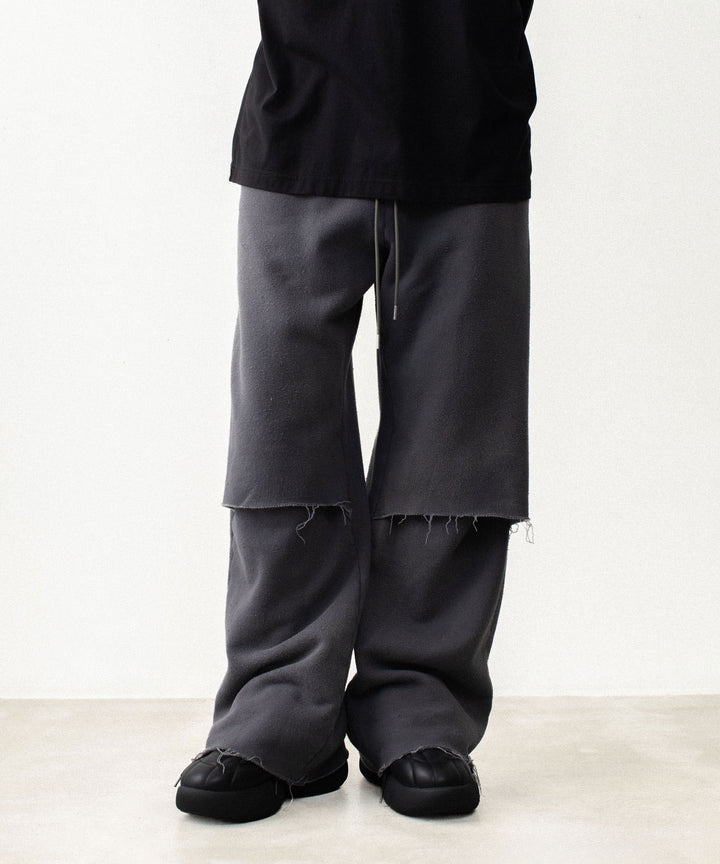 VEIN ヴェインのBRUSHED TERRY CUTOFF BAGGY TROUSERS - KHAKI GRAYの公式通販サイトsession福岡セレクトショップ