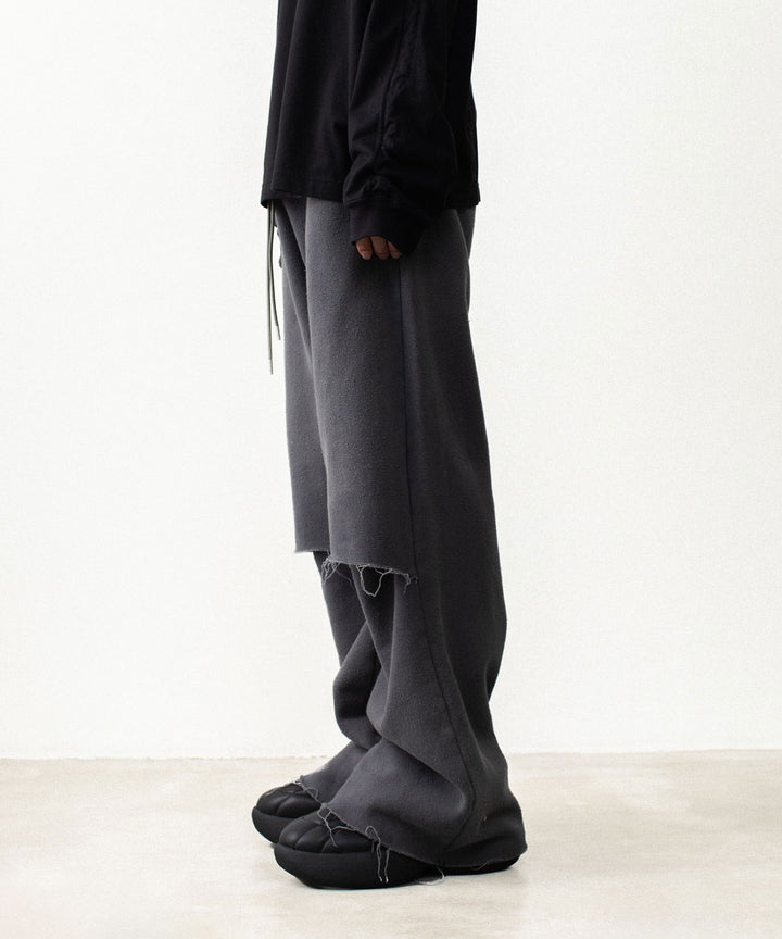 VEIN ヴェインのBRUSHED TERRY CUTOFF BAGGY TROUSERS - KHAKI GRAYの公式通販サイトsession福岡セレクトショップ