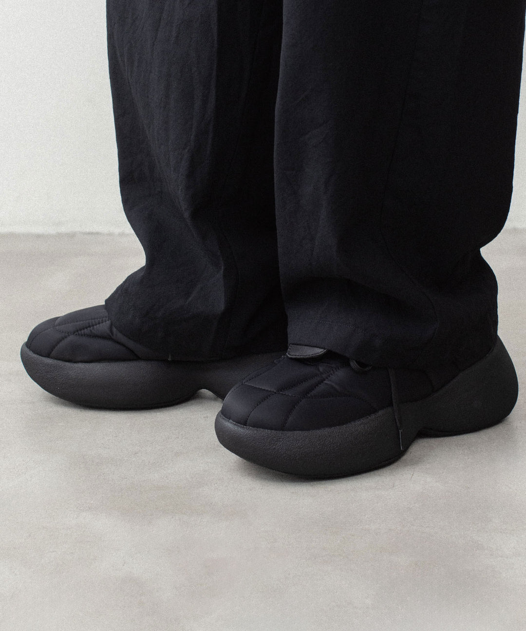 VEIN ヴェインのNY TWILL PUFFER CLEAT TRAINER - BLACKの公式通販サイトsession福岡セレクトショップ