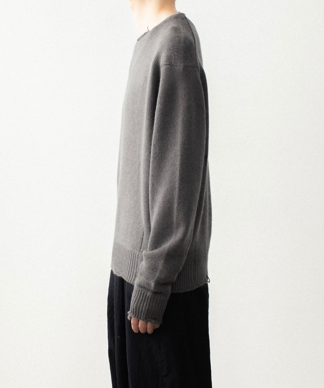 VEIN ヴェインのWOOL CASHMERE KNIT DISTRESSED PULLOVER - KHAKI GRAYの公式通販サイトsession福岡セレクトショップ