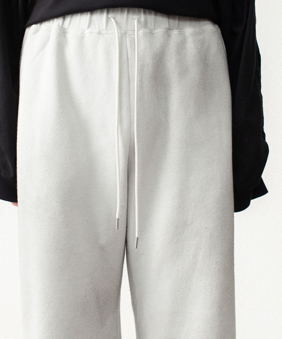 VEIN ヴェインのBRUSHED TERRY CUTOFF BAGGY TROUSERS - OFF WHITEの公式通販サイトsession福岡セレクトショップ