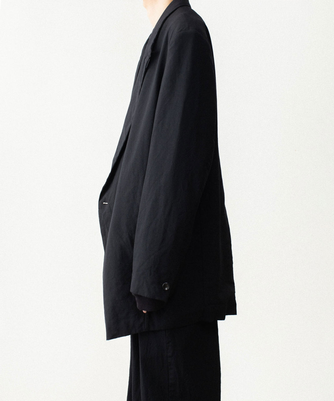 【 VEIN 】SHRINK WO CLOTH OVER JACKET - BLACK