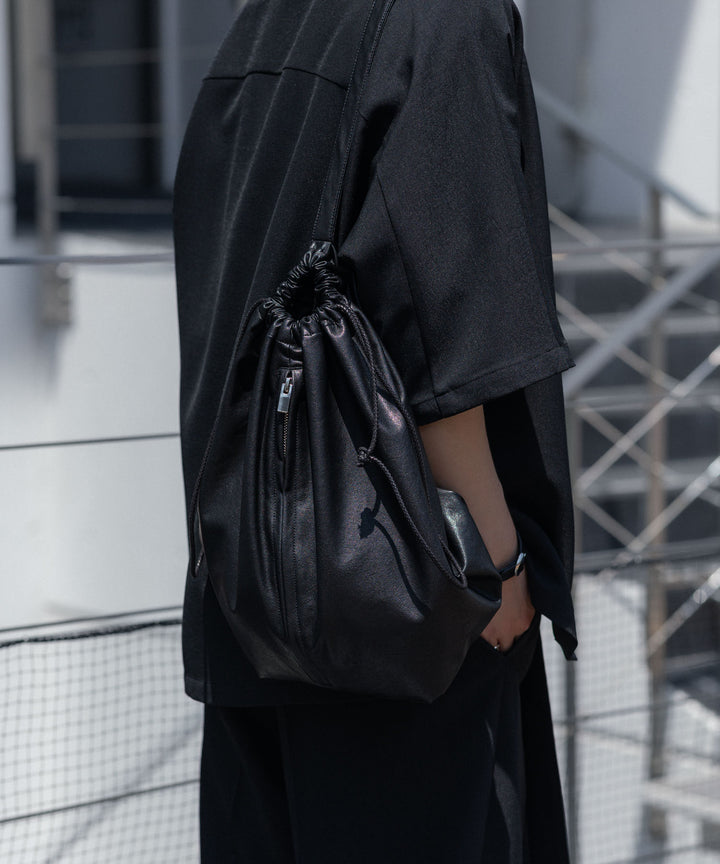 ATTACHMENT アタッチメントのSYNTHETIC LEATHER BUCKET BAG - BLACKの公式通販サイトsession福岡セレクトショップ