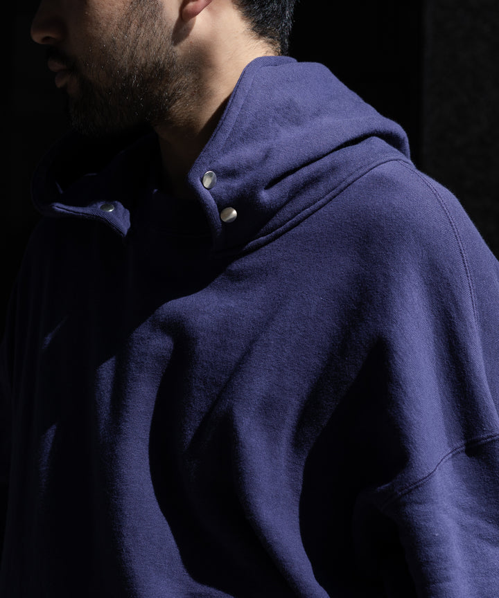 INTERIM(インテリム)の22AWコレクションのHYPER BIG LOOP WHEEL SIDE SEAMLESS AFTER HOODED SWEAT PARKAのNASU