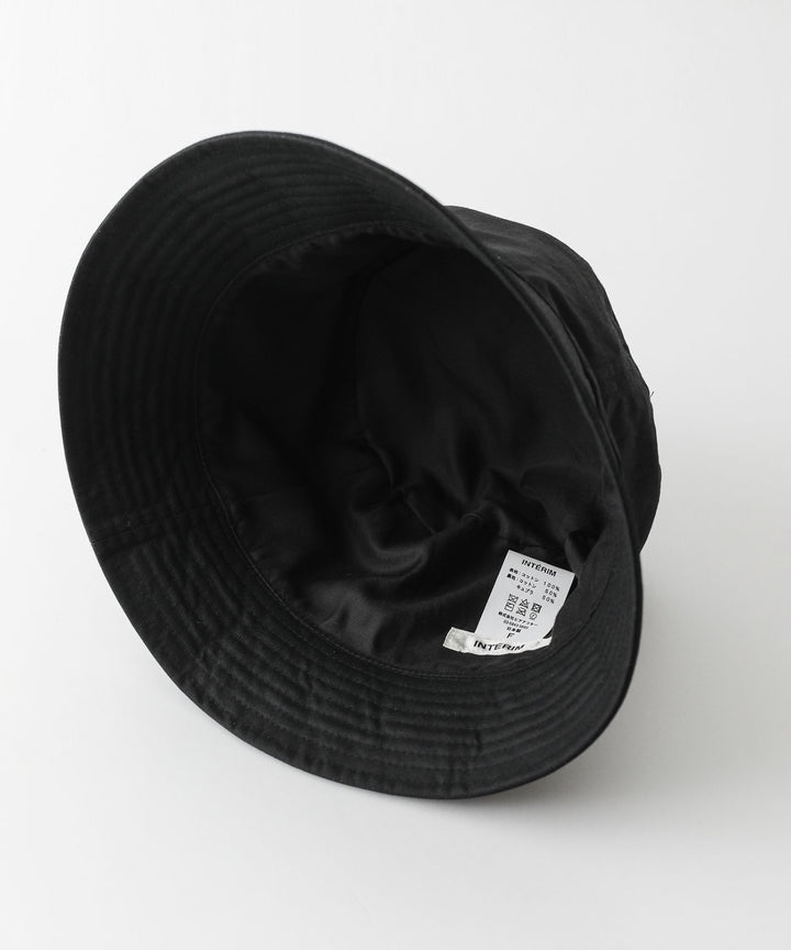 INTÉRIM(インテリム)のバケットハット UK OILED CLOTH BUCKET HAT - BLACK