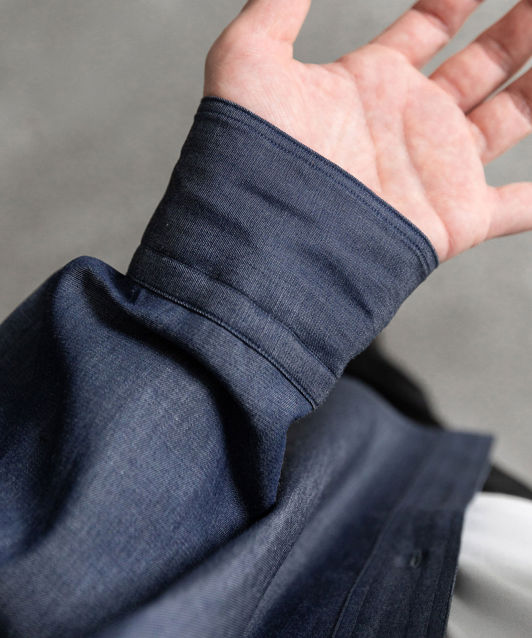 【INTÉRIM】90’S FIT UK LIGHT DENIM BUTTON DOWN SHIRT - NAVY