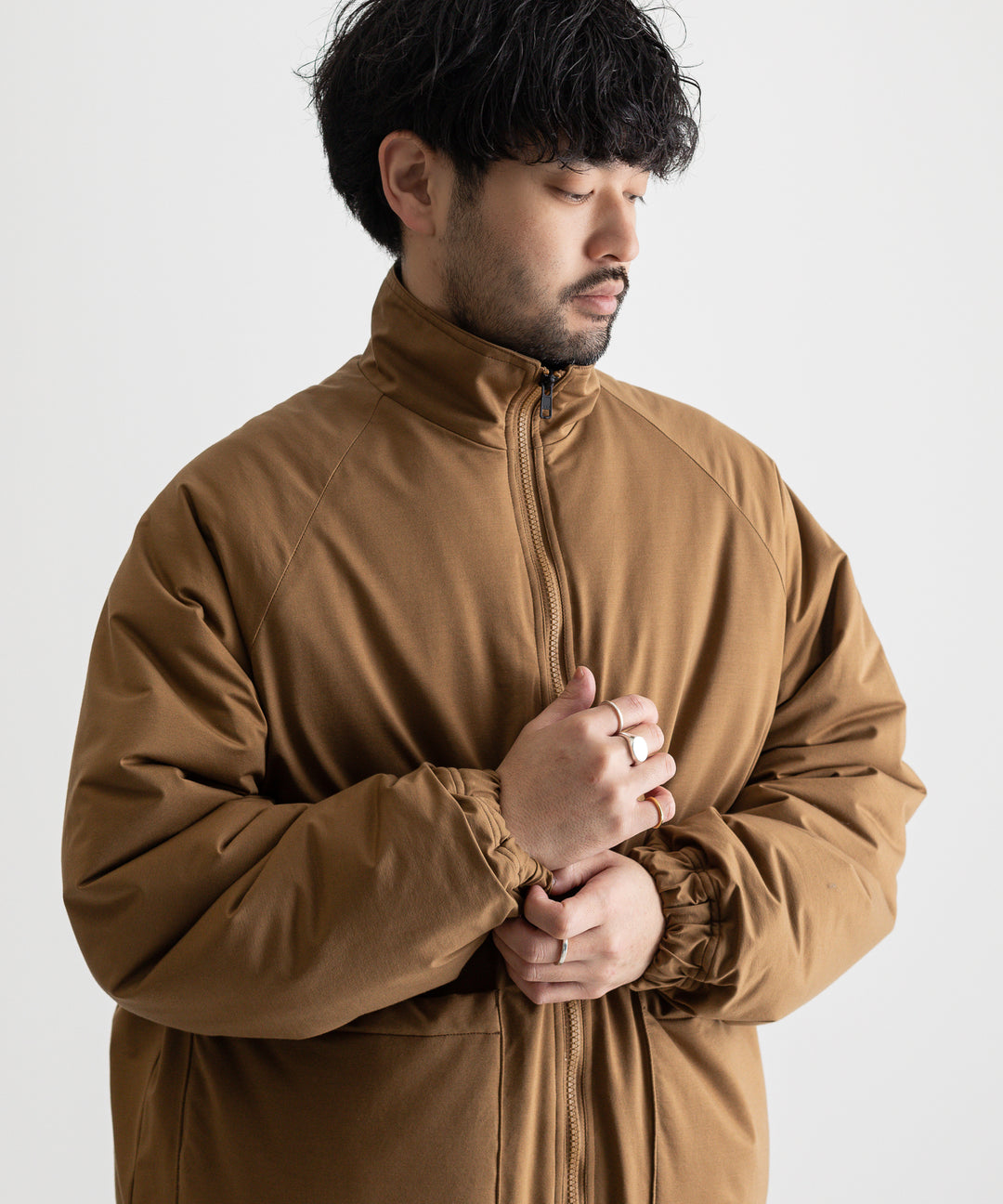 KANEMASA(カネマサ)の22AWコレクションのTYPEWRITER KNIT PCU BLOUSONのCOYOTE
