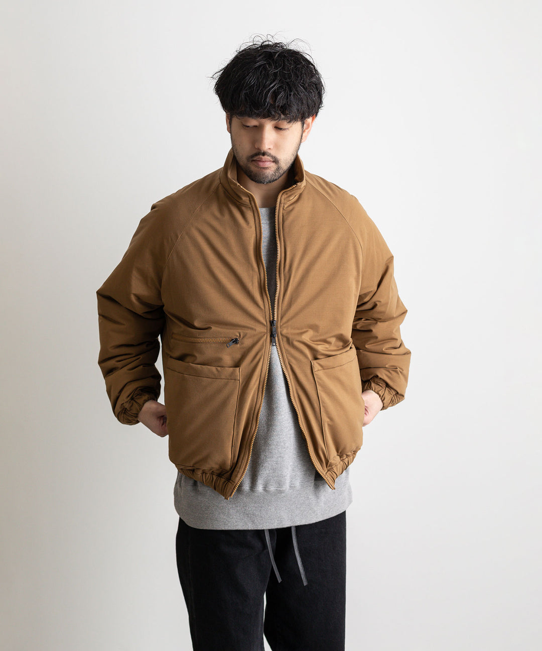 KANEMASA(カネマサ)の22AWコレクションのTYPEWRITER KNIT PCU BLOUSONのCOYOTE