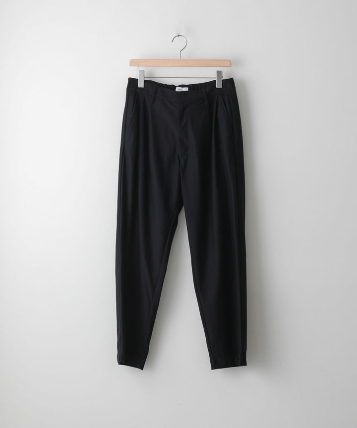 【KANEMASA】HIGH GAUGE ECONYL SLACKS - BLACK
