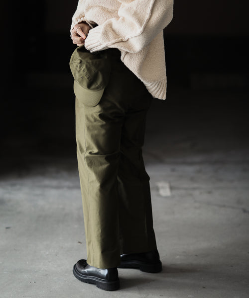 INTÉRIM】LOOSELY TWIST MOLESKIN 1-TUCK BAGGY SLACKS | 公式通販 