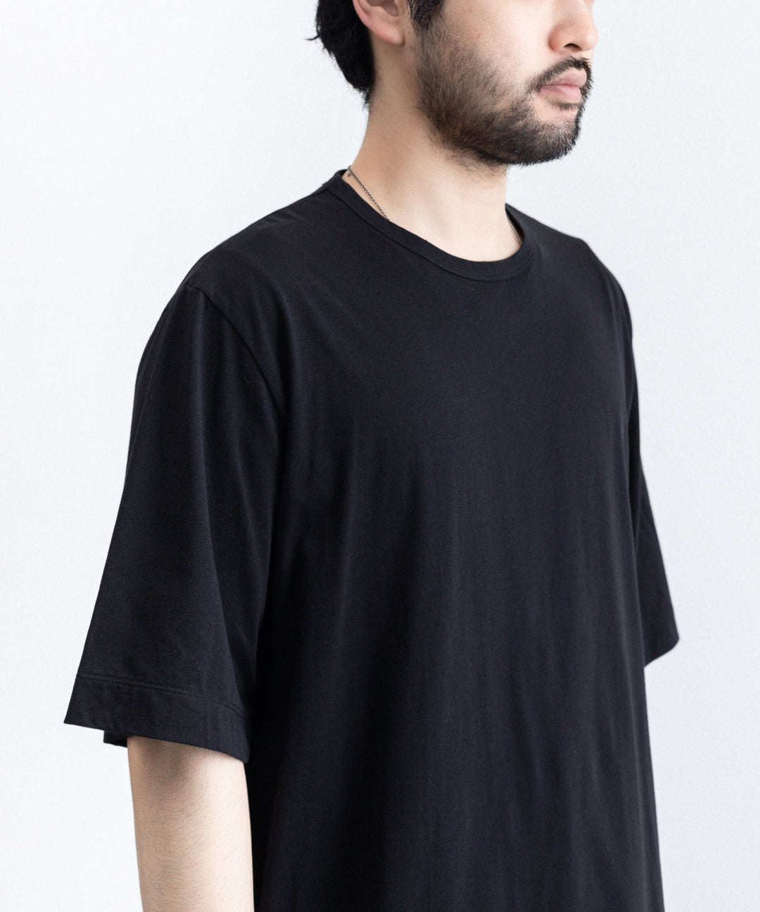 KANEMASA(カネマサ)の23SSコレクションのCOTTON THIN PACK TEE の WHITE×BLACK