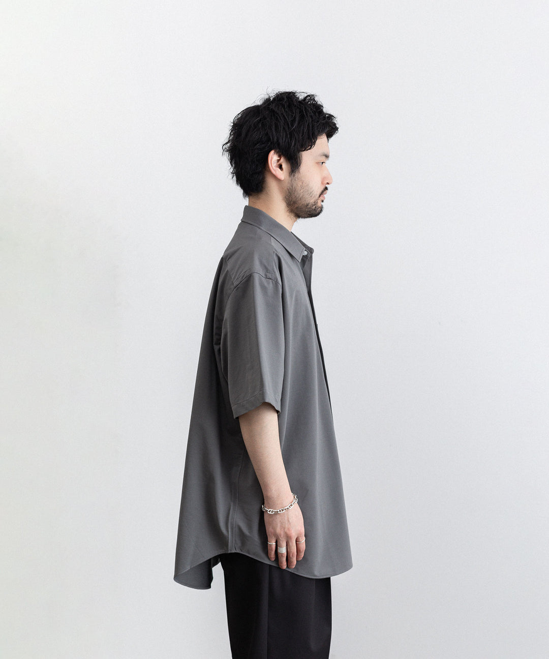 KANEMASA(カネマサ)の23SSコレクションのROYAL OX DRESS JERSEY SHORT SLEEVE SHIRTのGRAY