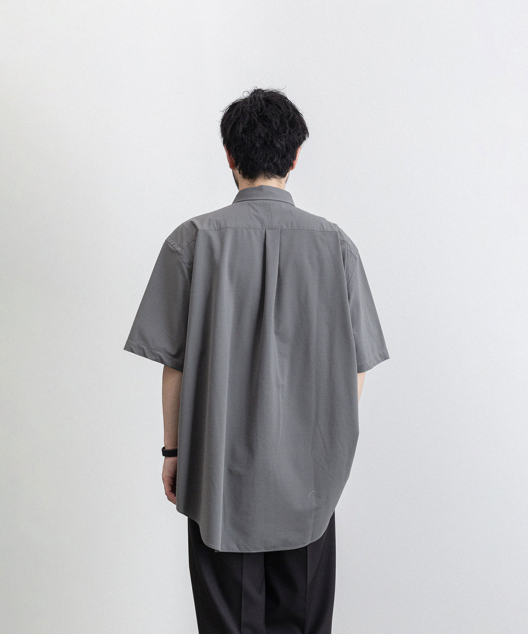 KANEMASA(カネマサ)の23SSコレクションのROYAL OX DRESS JERSEY SHORT SLEEVE SHIRTのGRAY