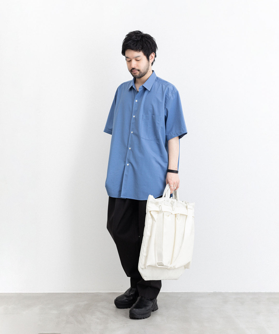 KANEMASA(カネマサ)の23SSコレクションのROYAL OX DRESS JERSEY SHORT SLEEVE SHIRTのULTRA MARINE