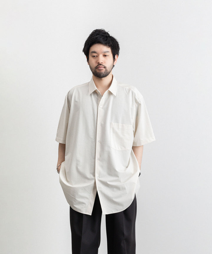 KANEMASA(カネマサ)の23SSコレクションのROYAL OX DRESS JERSEY SHORT SLEEVE SHIRTのECRU