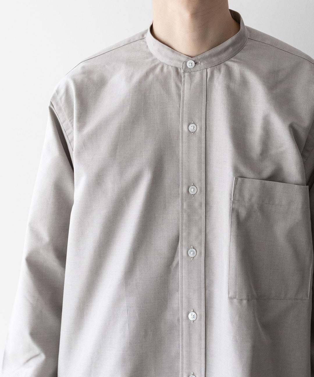 【INTÉRIM】インテリムのHYPER BIG COTTON SILK LATTICE STAND COLLAR SHIRT - BEIGE