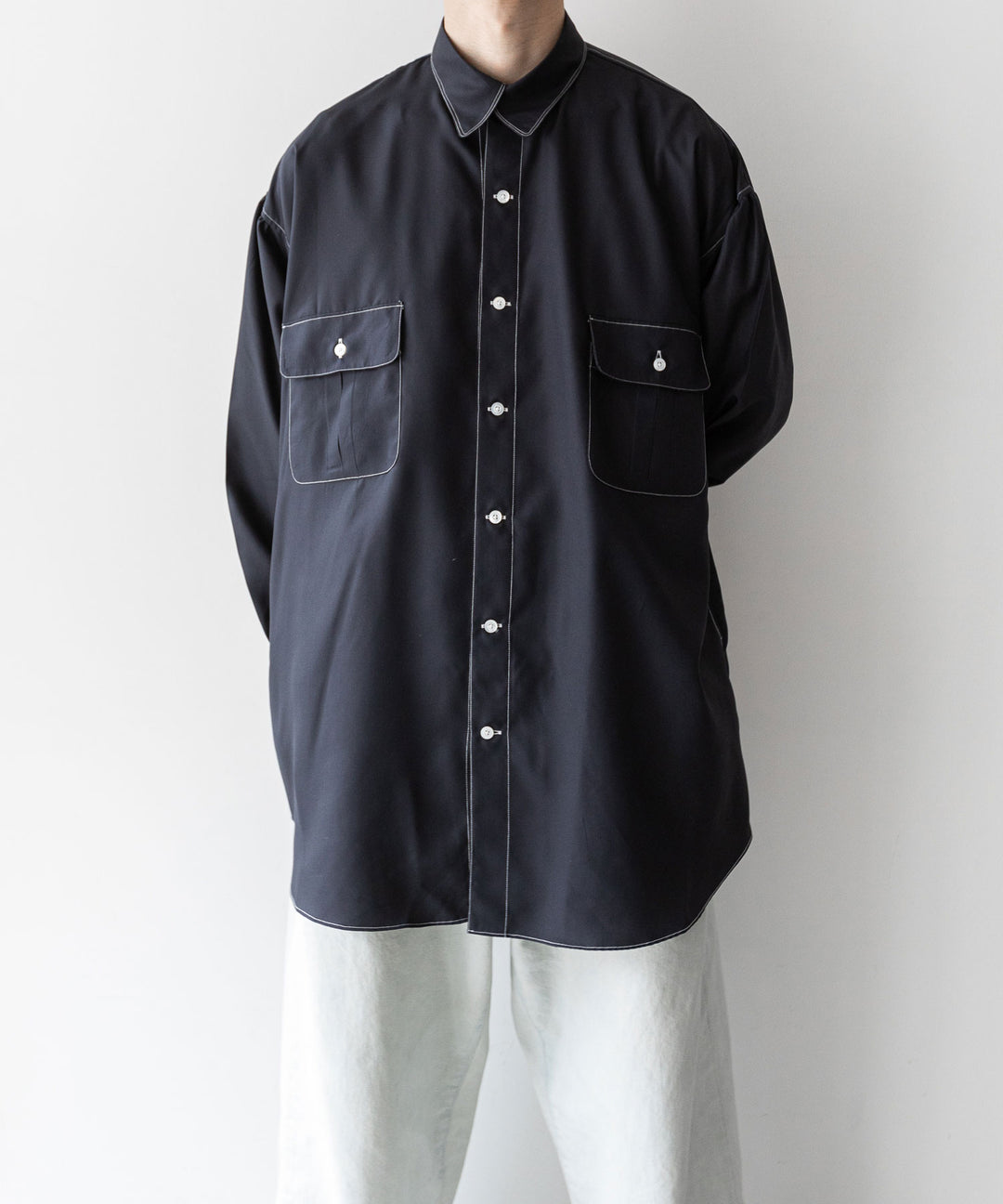 【INTÉRIM】インテリムのHYPER BIG HI-COUNT SILK GATHER SHIRT - BLACK