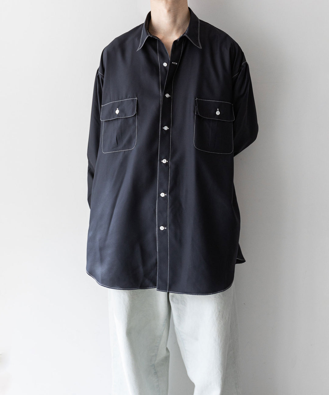 【INTÉRIM】インテリムのHYPER BIG HI-COUNT SILK GATHER SHIRT - BLACK