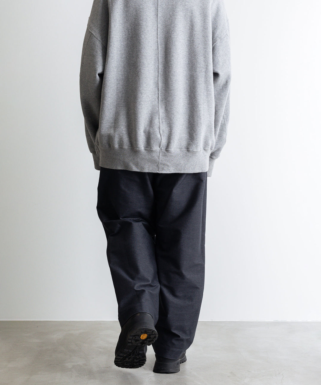 【KANEMASA】カネマサのニットデニム PIECE DYEING DENIM HIGH GAUGE JERSEY TUCK PANTS - NAVY