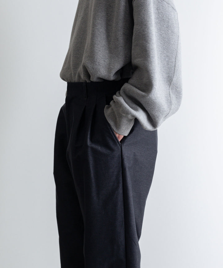 【KANEMASA】カネマサのニットデニム PIECE DYEING DENIM HIGH GAUGE JERSEY TUCK PANTS - NAVY
