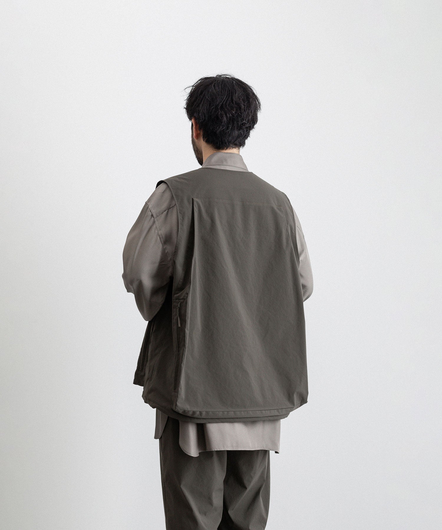 stein / シュタイン】OVER POCKET VEST - MILITARY KHAKI | 公式通販