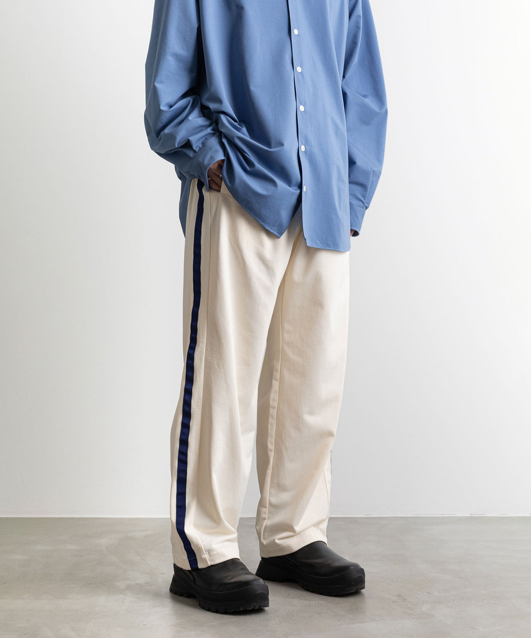 【KANEMASA PHIL.】カネマサのECONYL JERSEY TRACK PANTS - ECRU