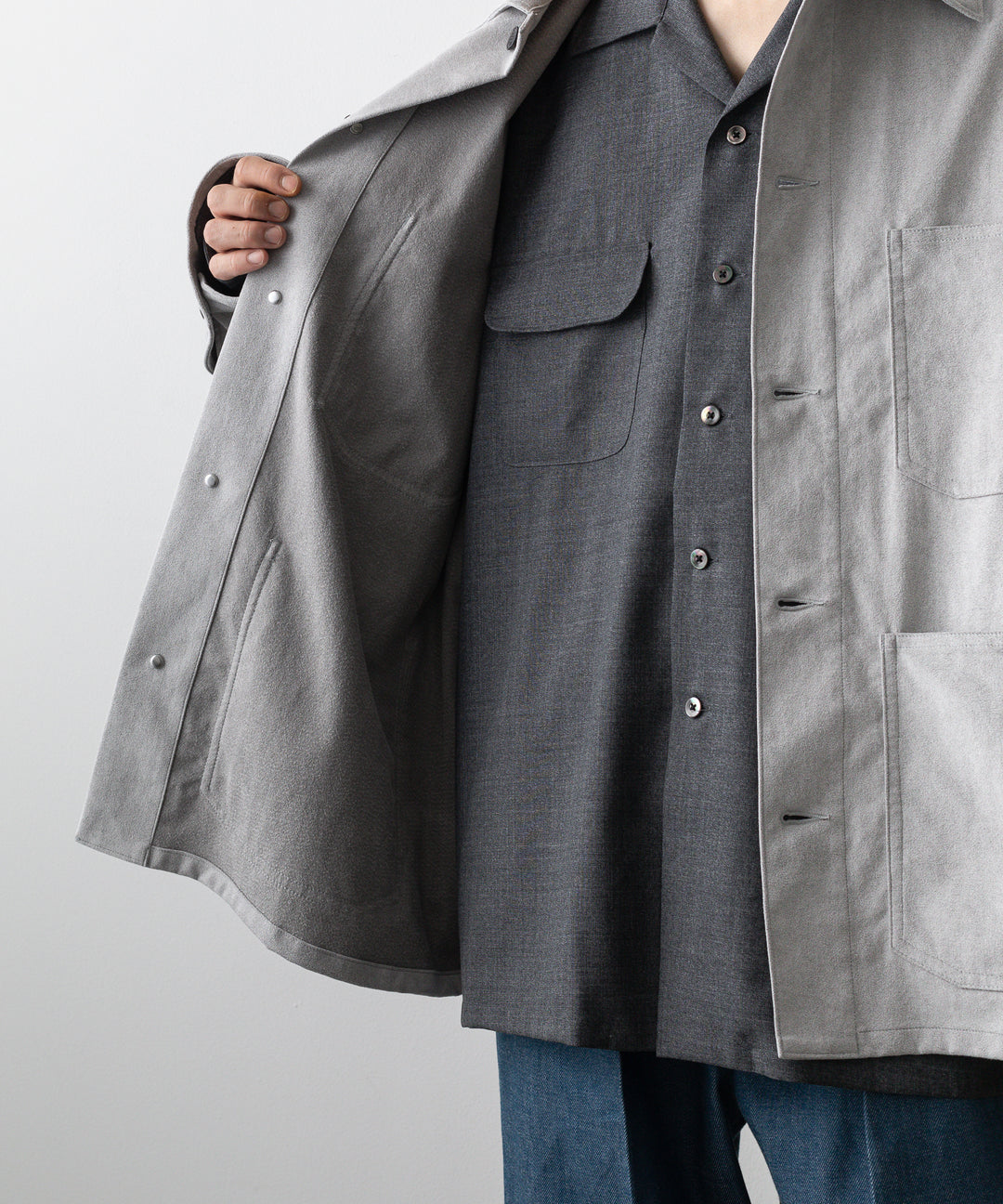 INTERIM(インテリム)の22AWコレクションのHYPER BIG ULTRA SUEDE 13STARS US MILITARY COVER ALLのGRAY