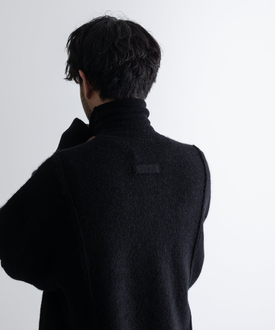 stein(シュタイン)の23SSコレクションのEXTRA FINE KID MOHAIR TURTLE NECK LSのBLACK