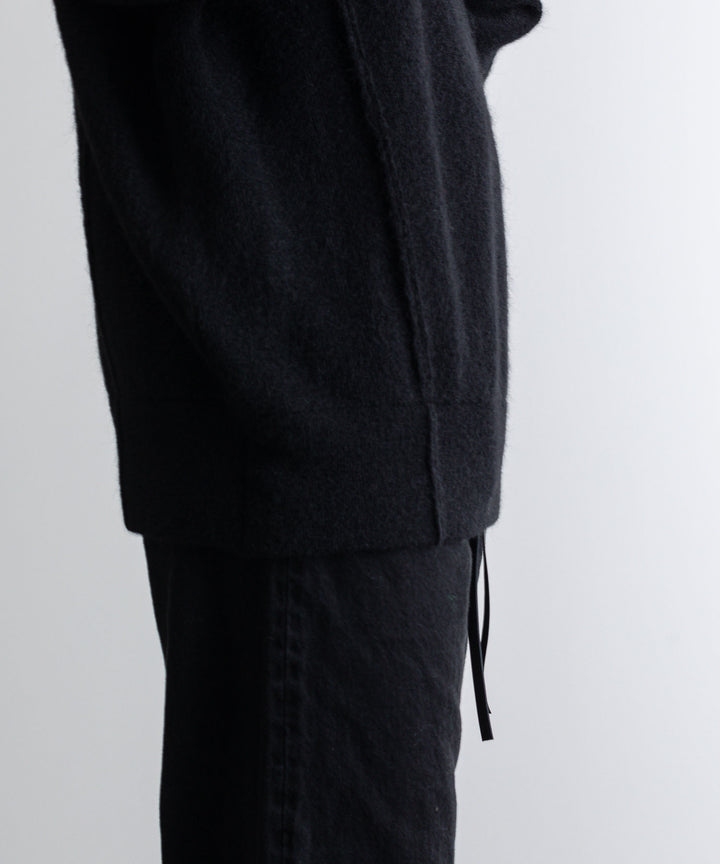 【stein】EXTRA FINE KID MOHAIR TURTLE NECK LS - BLACK