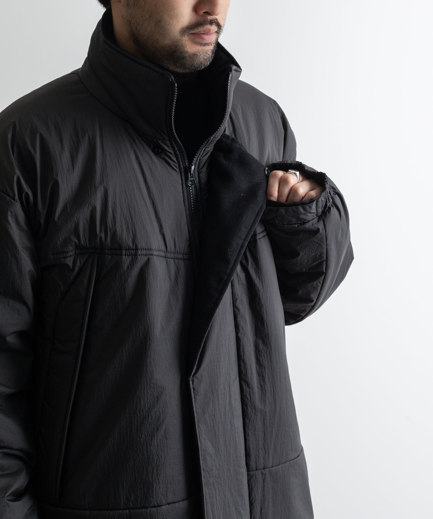 stein / シュタイン】PADDED MONSTER SHORT JACKET - BLACK | 公式通販