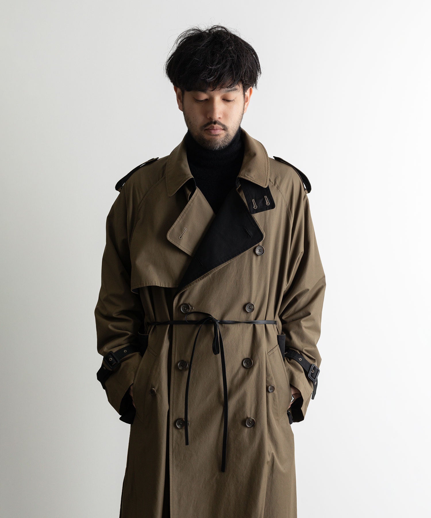 stein】OVERSIZED CONTRAST TRENCH COAT - DARK BEIGE | 公式通販