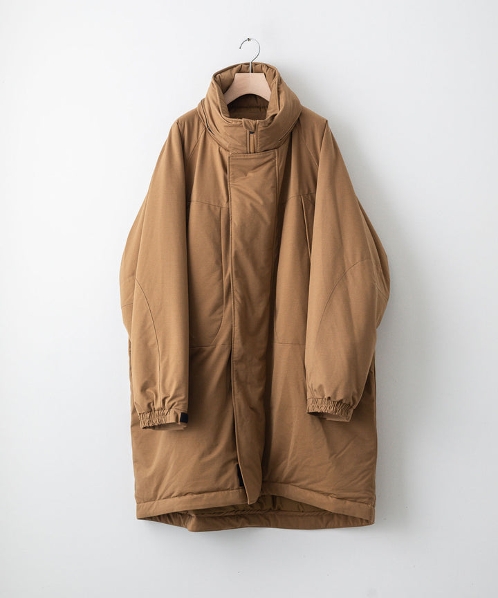 KANEMASA(カネマサ)の22AWコレクションのTYPEWRITER KINT PCU MONSTER HOODIEのCOYOTE