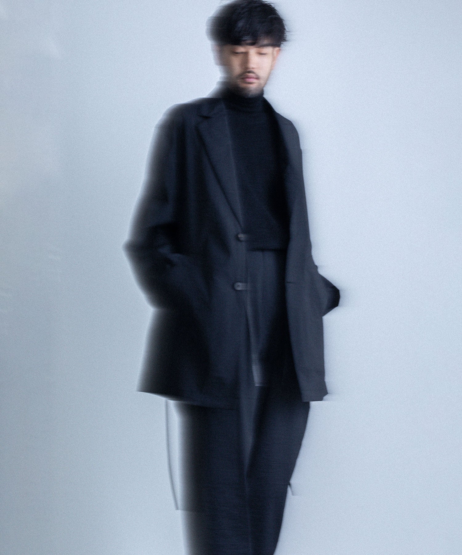 stein(シュタイン)の23SSコレクションのOVERSIZED NEW STRUCTURE TAILORED JACKETのBLACK